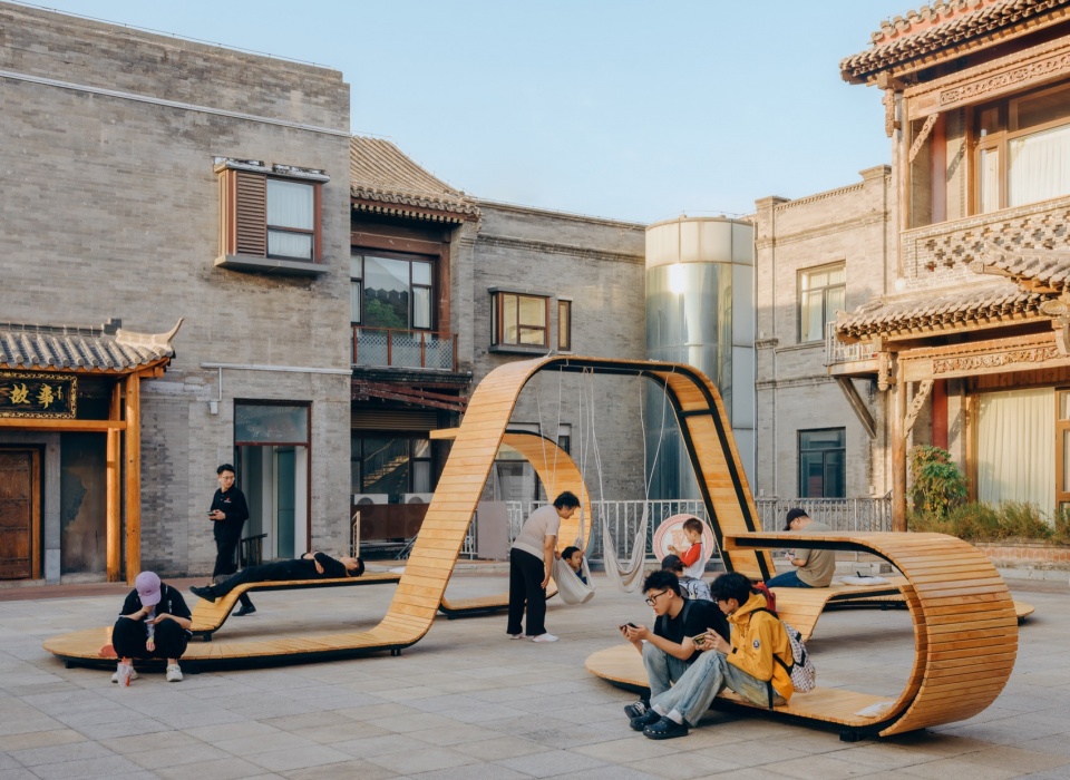003-the-noodles-tale-and-beijings-bite-by-wei-shiyu-and-zhu-nings-team-from-the-tsinghua-university-school-of-architecture-960x700