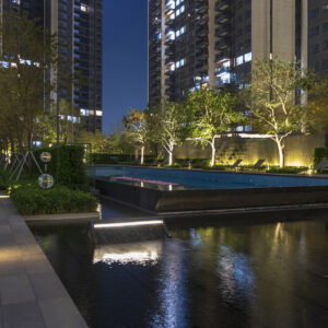 HIGH-RISE RESIDENTIAL BUILDINGS MODERN MINIMALIST MIRROR WATERSCAPE ATRIUM POCKET PARK COMMUNITY LANDSCAPE PROJECT